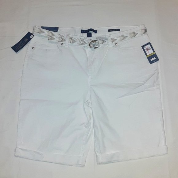 Bandolino Pants - NWT Bandolino Riley Bermuda Shorts Size 14P